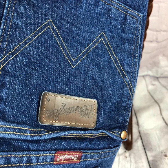 Men's Wrangler 31 relaxed jeans size 48x30 - Picture 3 of 6